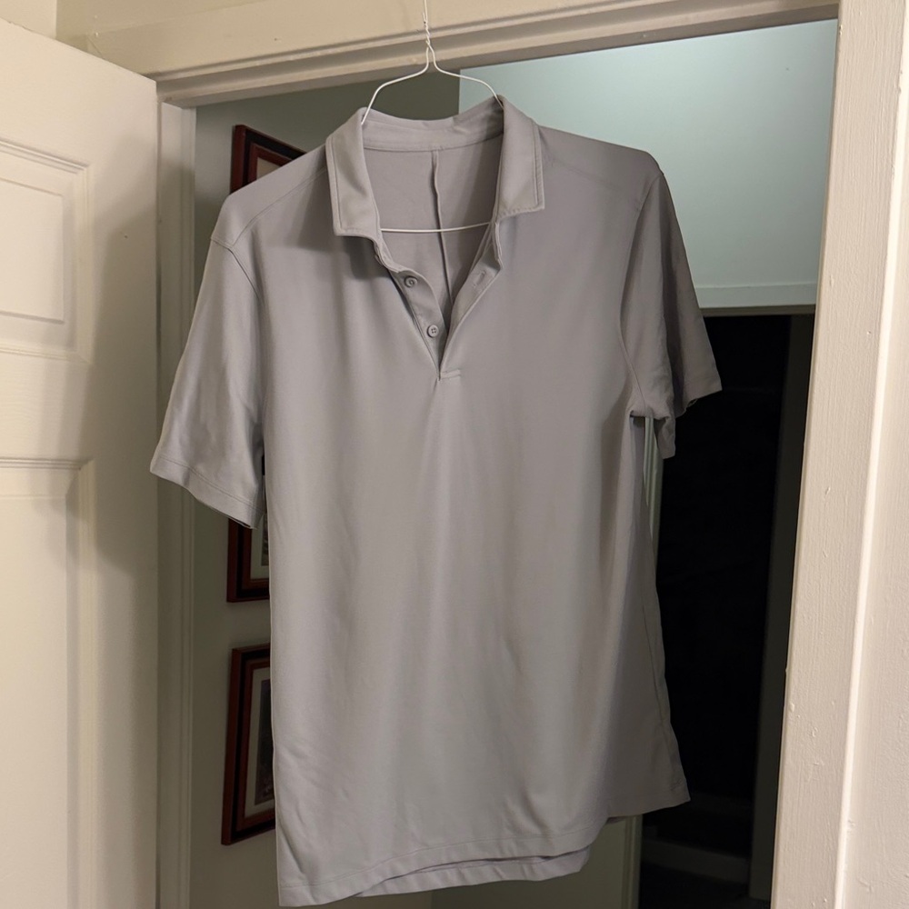 Lululemon men’s polo shirt